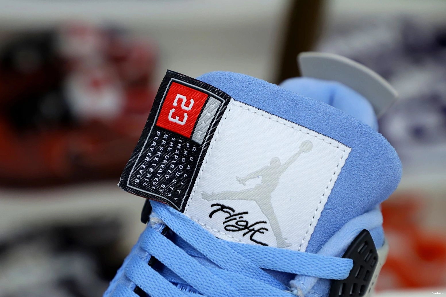 JORDAN 4 UNIVERSITY BLUE AIR 0928